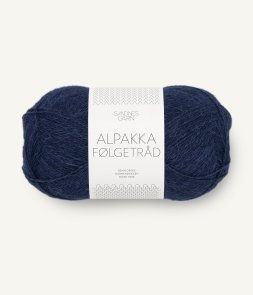 Alpakka Følgetråd färg 5882 Marinblå sandnes garn handarbetsboden örebro petiteknit tunn följetråd i alpacka